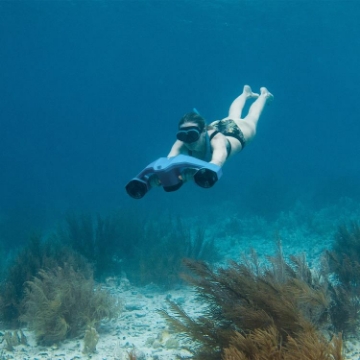 Picture of YACHT TOYS BELIZE COLLECTION FOR 5-10 GUESTS